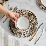 سرویس غذاخوری 56 پارچه 12 نفره کاراجا مدل Leona New Bone